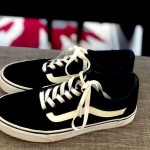 Black Vans